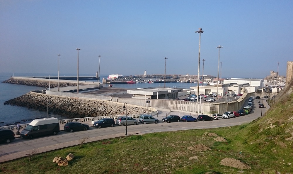 La muralla del Puerto de Tarifa